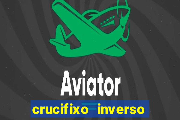 crucifixo inverso com halteres